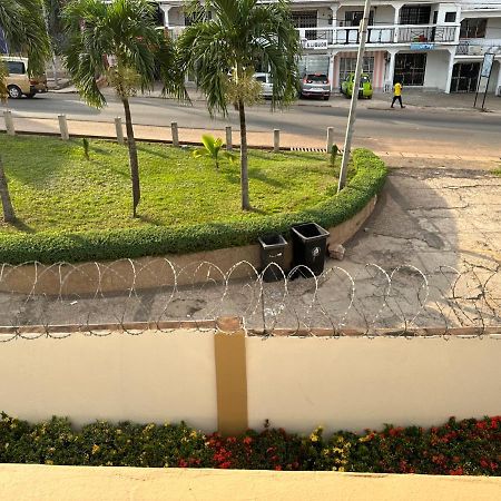 D Barfi Guesthouse, Excellent Location Kumasi Exterior foto